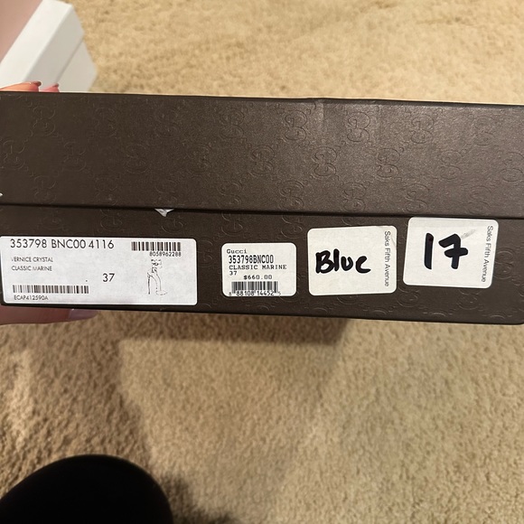 Gucci strapped heels with gold buckles - Picture 2 of 6